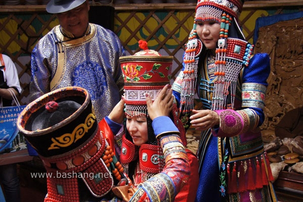 濃烈的草原婚禮