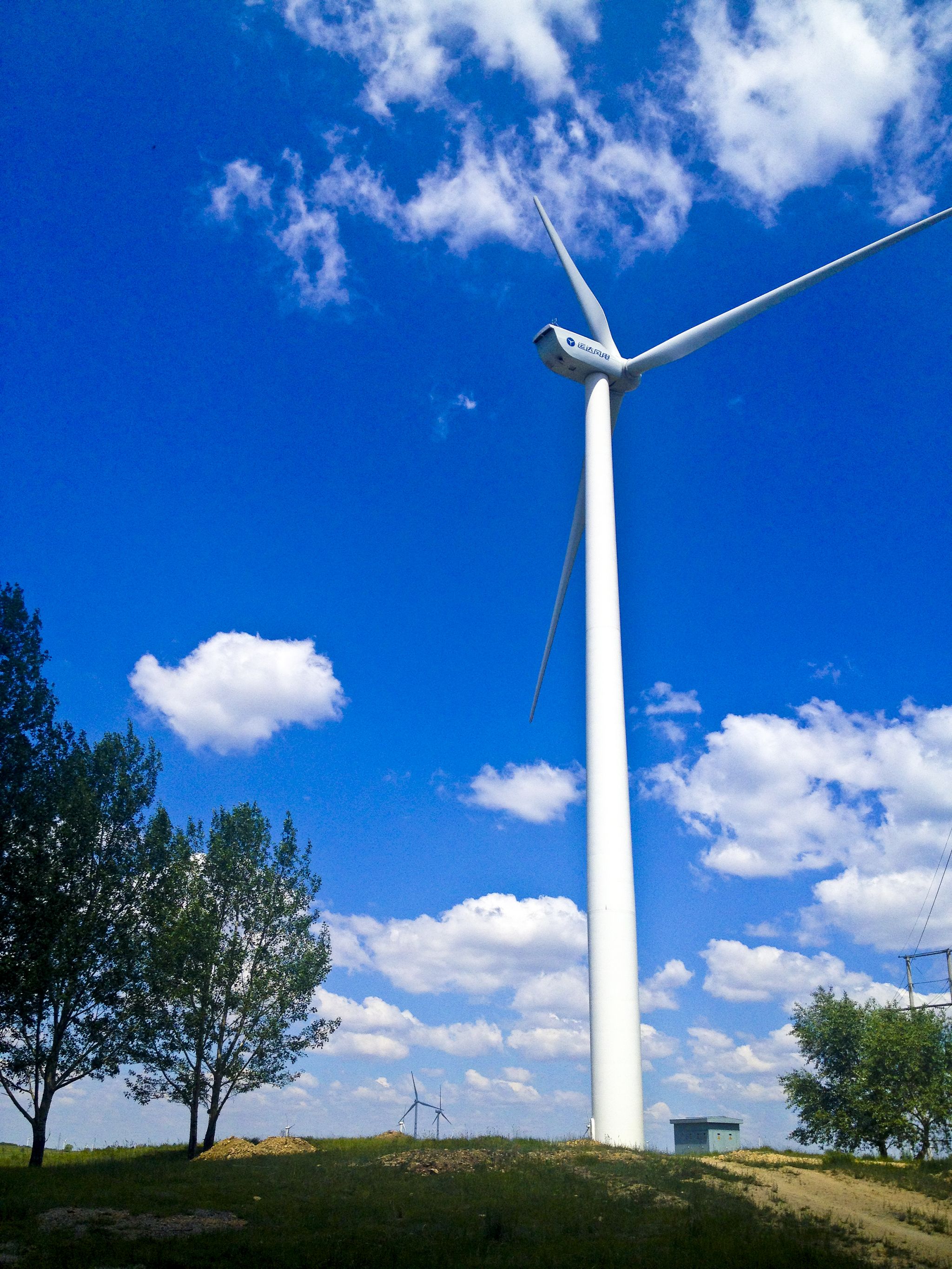 再一次行走在草沿天路上