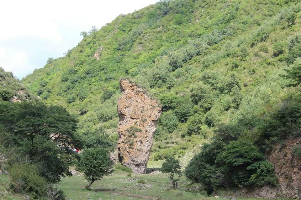 開牧馬人單車穿越老掌溝，翻越好漢坡！