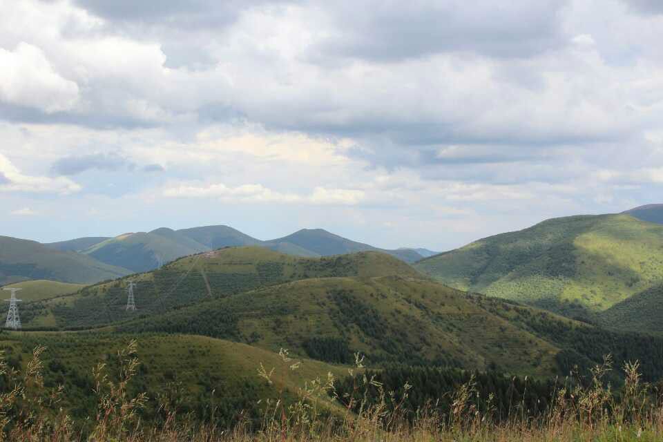 開牧馬人單車穿越老掌溝，翻越好漢坡！